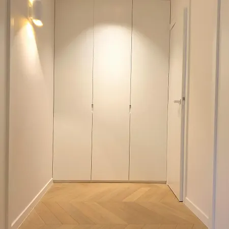 20 - Stunning Luxurious Spacious Design At The *